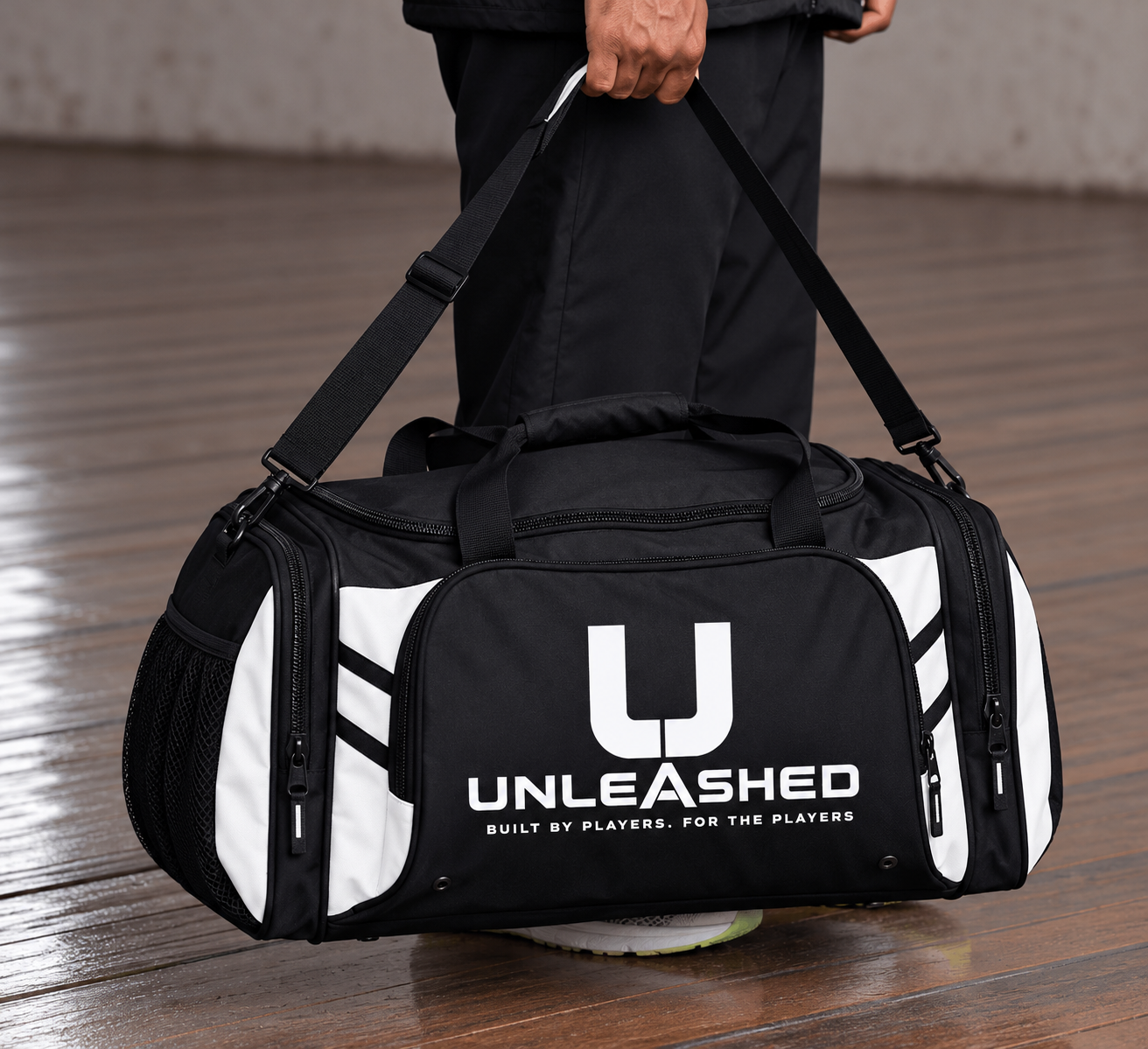Unleashed Sportbag, view 2